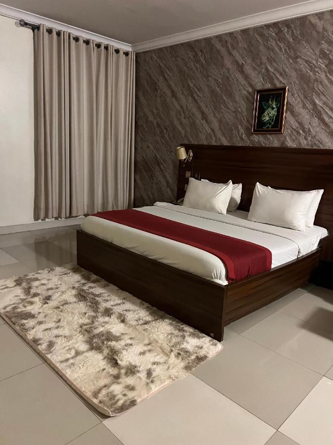 Posh Hotel And Suites Victoria Island Lagos Exterior foto